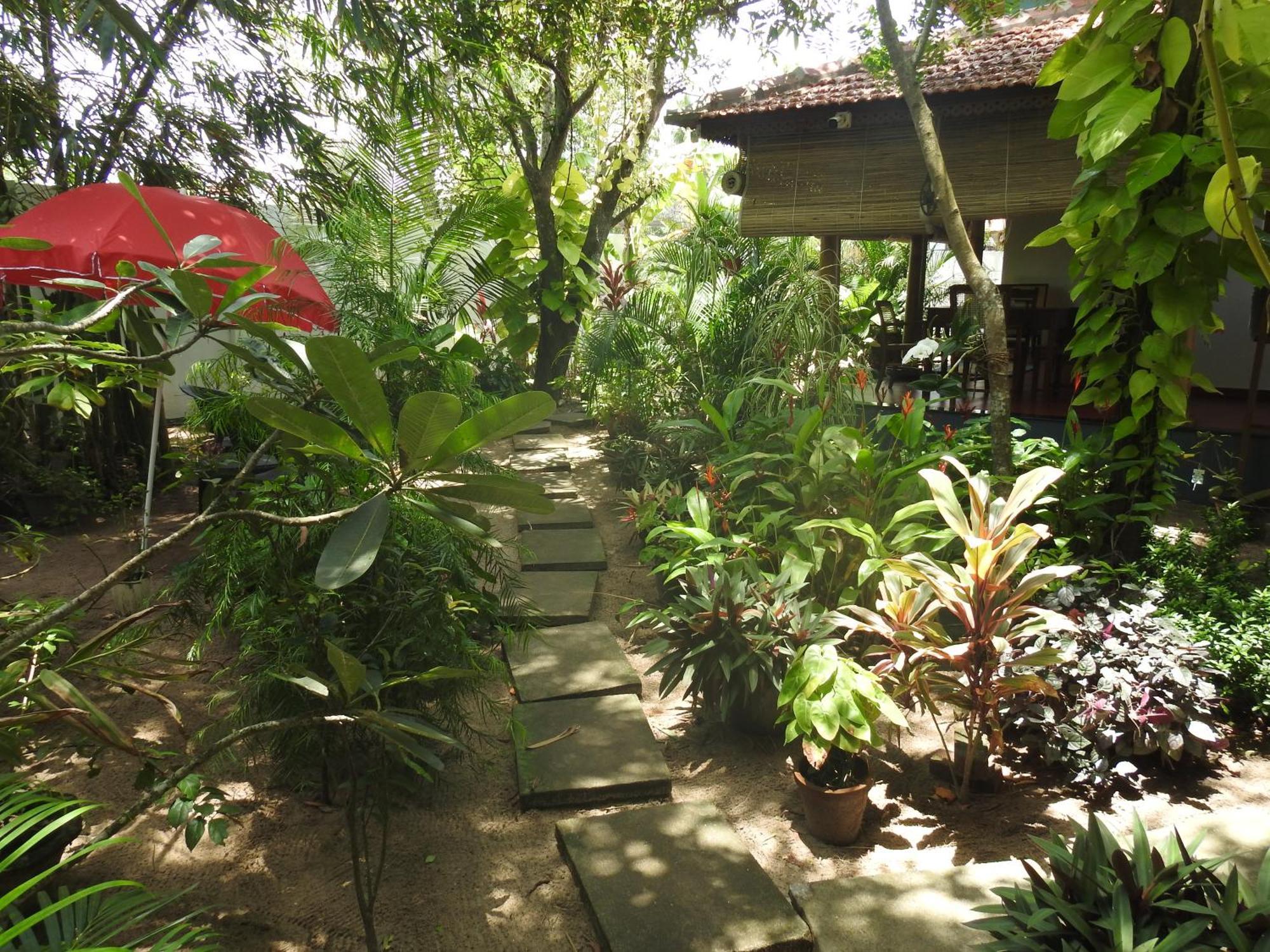 Alleppey Beach Garden Alappuzha Exterior photo