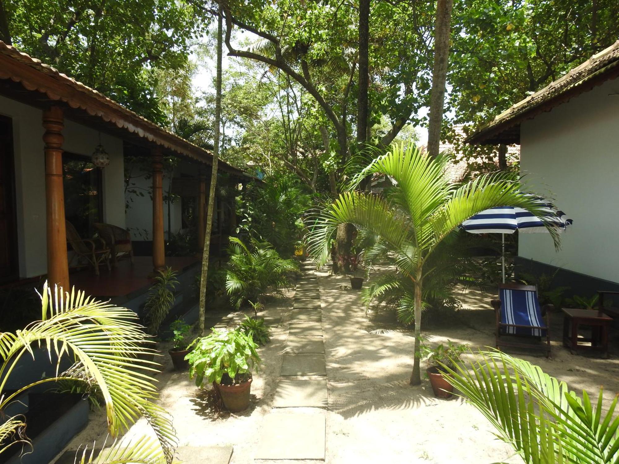 Alleppey Beach Garden Alappuzha Exterior photo